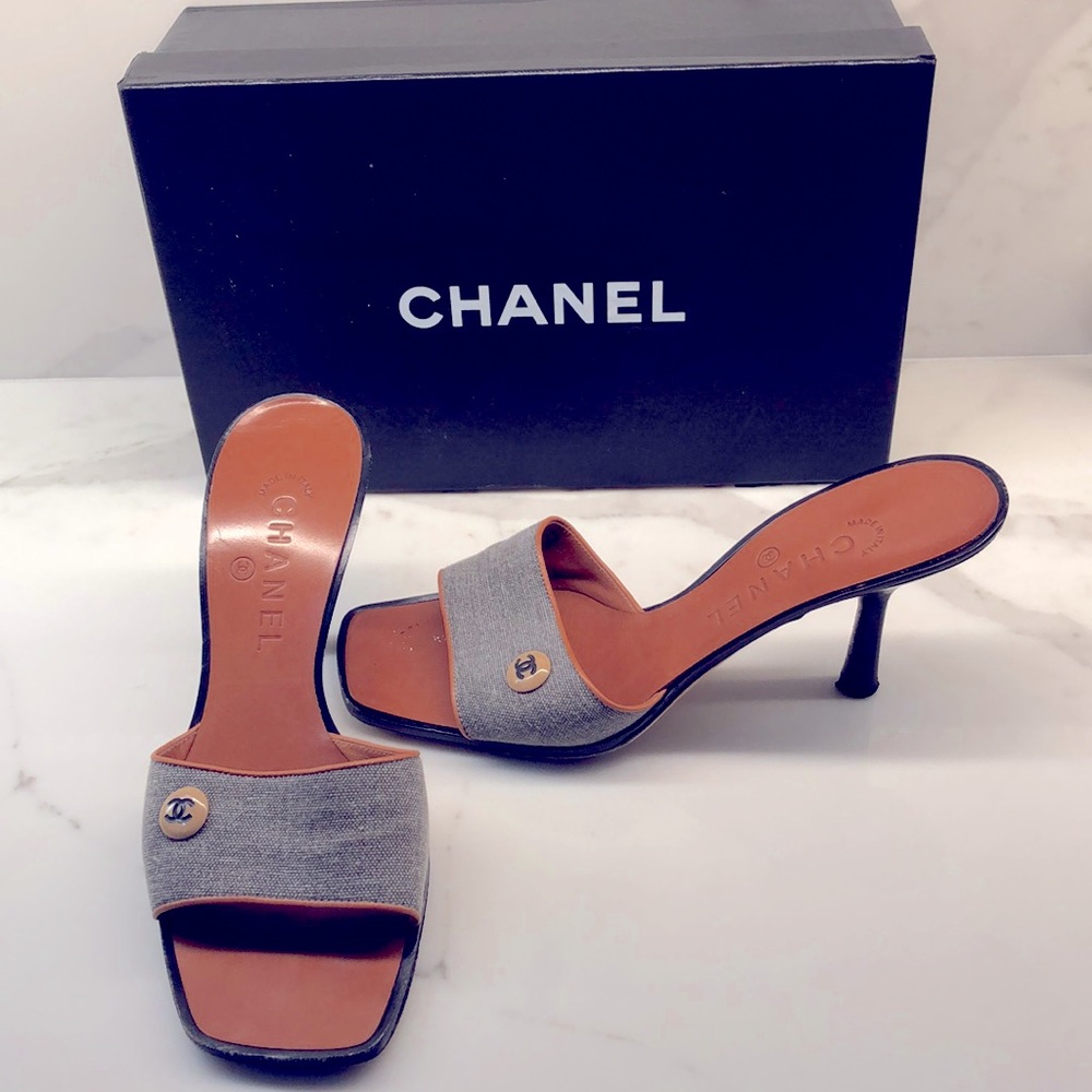 Chanel mules blue denim heels with logo Gorgeous